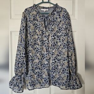 Women's blouse.